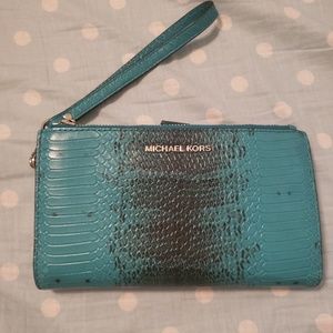 Michael kors wallet/wristlet